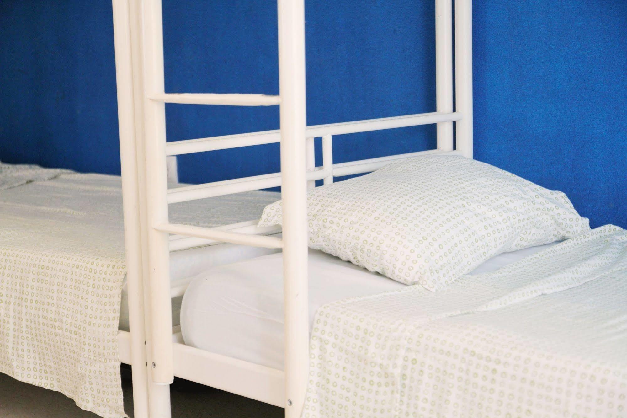 Cadiz Inn Backpackers Ngoại thất bức ảnh