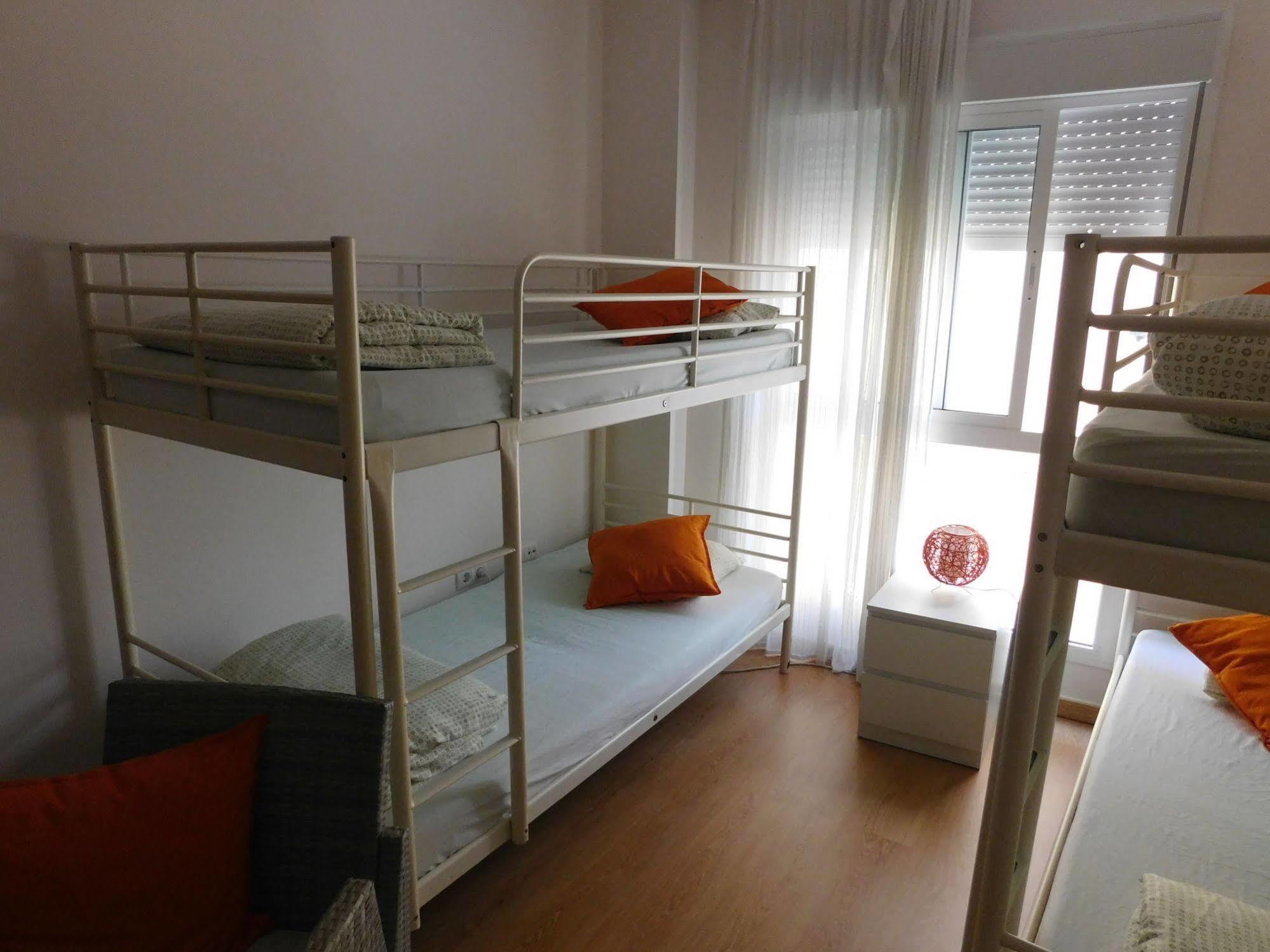 Cadiz Inn Backpackers Ngoại thất bức ảnh