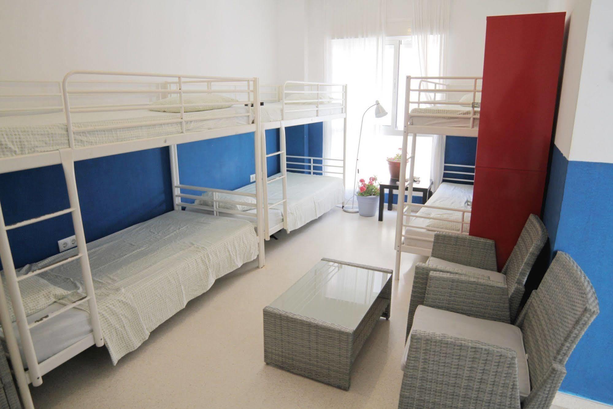 Cadiz Inn Backpackers Ngoại thất bức ảnh